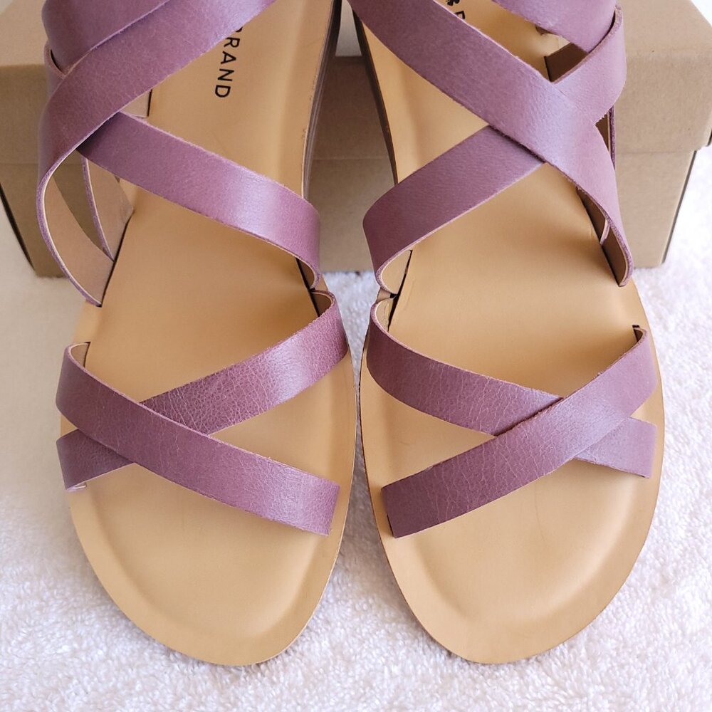 New Lucky Brand Women's "Helenka" leather sandal in amazing Mauve color - Picture 7 of 10
